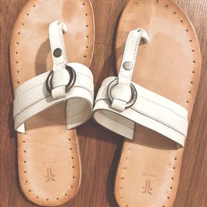 FRYE White Sandals SIZE 8 Women. Used 2 times so they are in great condition.